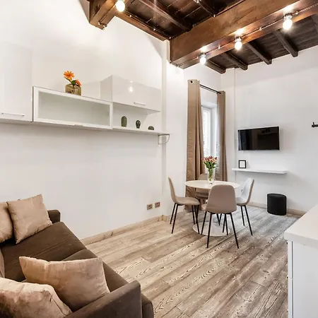 White Flat Rione Monti Lejlighed