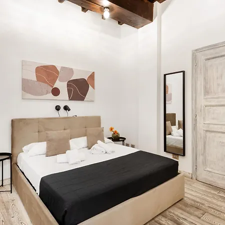 White Flat Rione Monti Рим