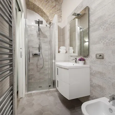 White Flat Rione Monti *