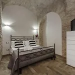 White Flat Rione Monti * Rome